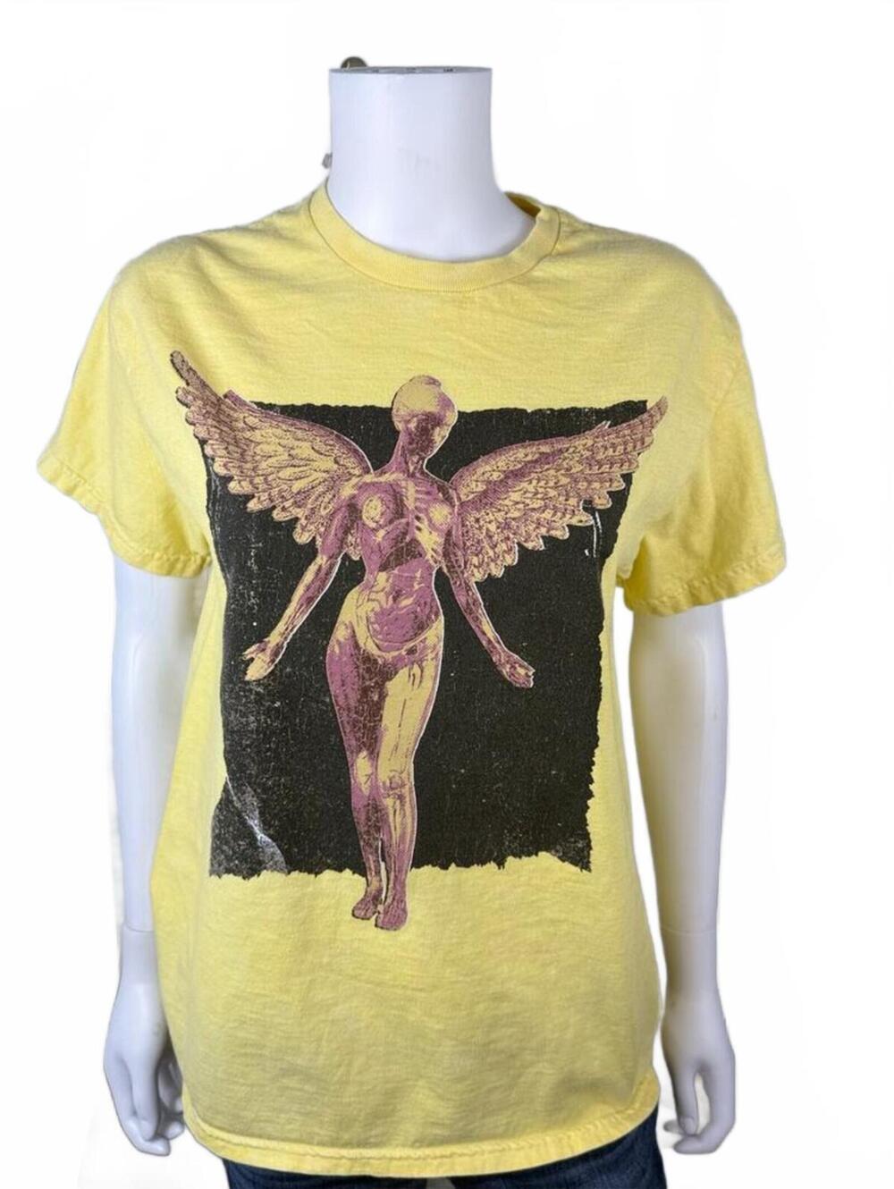 Cute Nirvana Tshirt Size M